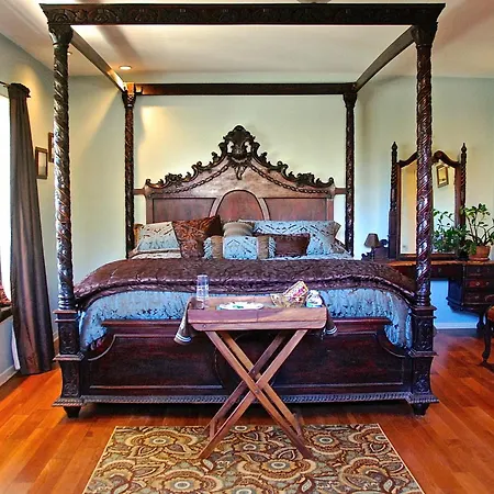 Universal Studios-Hollywood Hills Guest Suite With King Bed